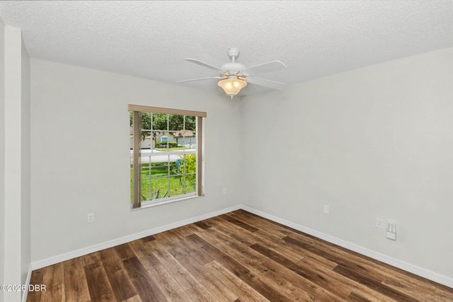 342 Dahoon Holly Drive, Daytona Beach, FL 32117