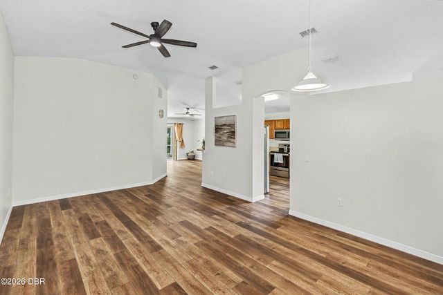 342 Dahoon Holly Drive, Daytona Beach, FL 32117