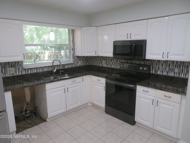 5302 HICKSON Road, Jacksonville, FL 32207