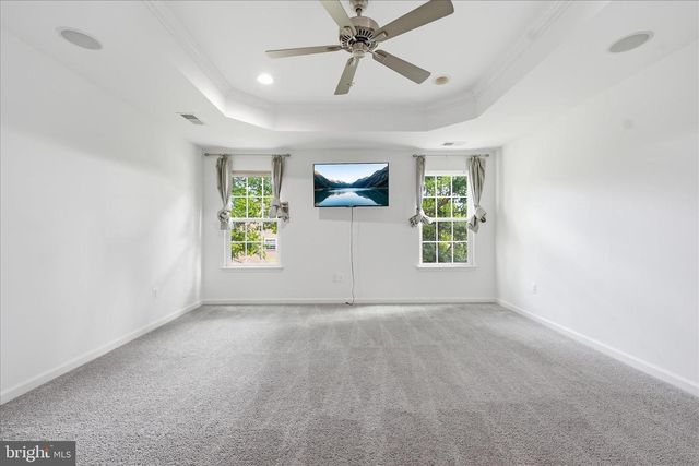 21 WHIRLPOOL WAY, Falling Waters, WV 25419