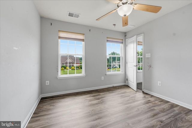 21 WHIRLPOOL WAY, Falling Waters, WV 25419