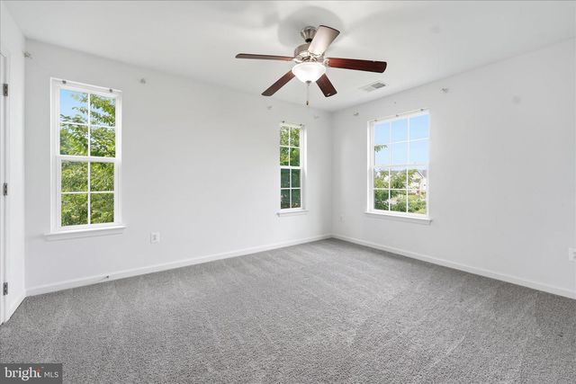 21 WHIRLPOOL WAY, Falling Waters, WV 25419