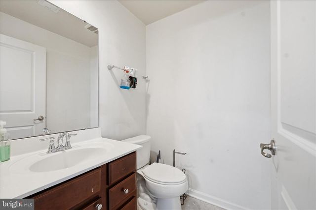 21 WHIRLPOOL WAY, Falling Waters, WV 25419