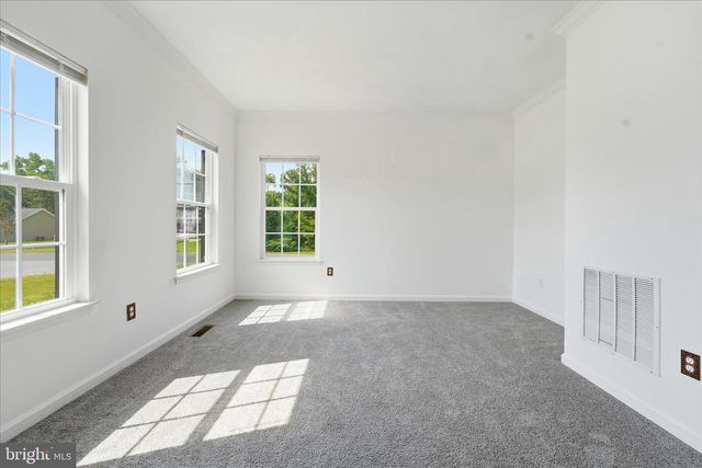21 WHIRLPOOL WAY, Falling Waters, WV 25419