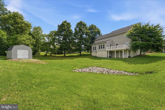 21 WHIRLPOOL WAY, Falling Waters, WV 25419