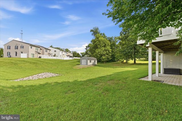 21 WHIRLPOOL WAY, Falling Waters, WV 25419