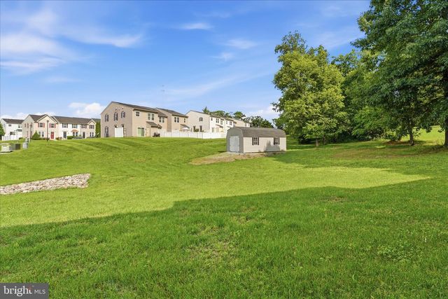 21 WHIRLPOOL WAY, Falling Waters, WV 25419