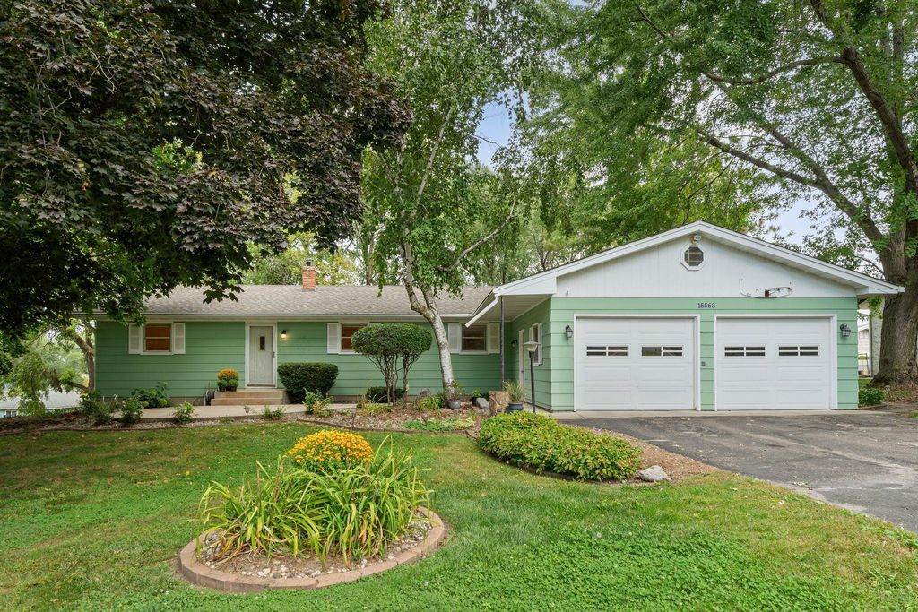 15563-S Ridgemont Avenue SE, Prior Lake, MN 55372