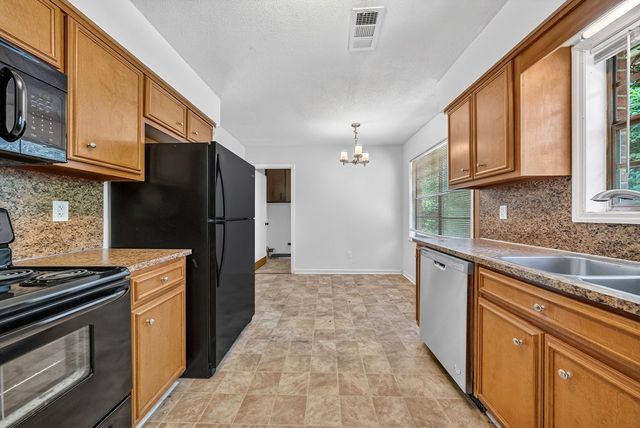 6421 Lemans Lane, Columbus, GA 31909