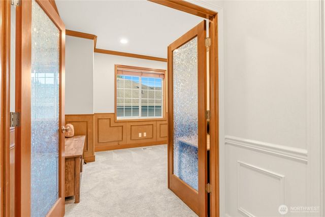 8218 NE 187th Way, Kenmore, WA 98028