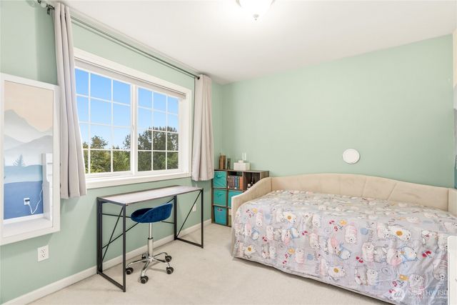 8218 NE 187th Way, Kenmore, WA 98028