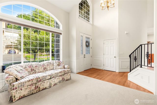 8218 NE 187th Way, Kenmore, WA 98028
