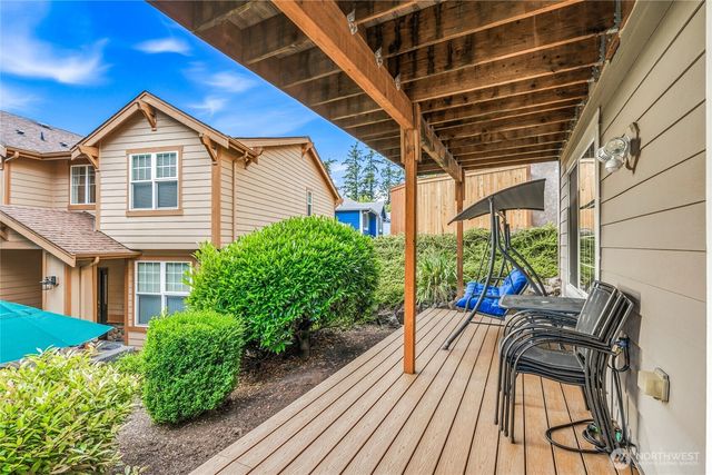 8218 NE 187th Way, Kenmore, WA 98028