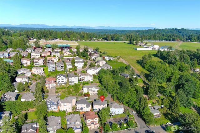 8218 NE 187th Way, Kenmore, WA 98028