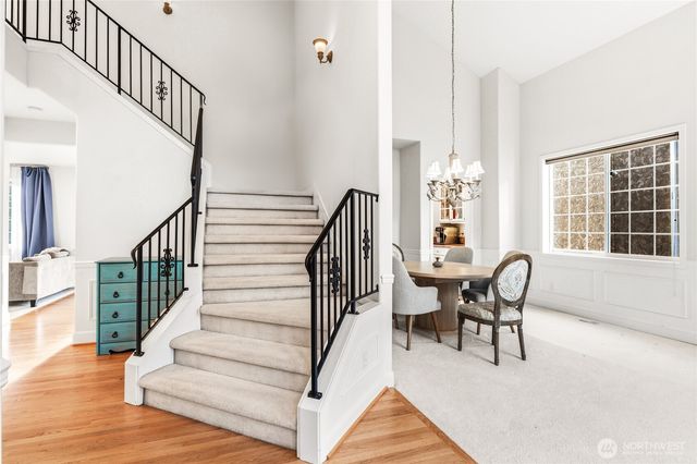 8218 NE 187th Way, Kenmore, WA 98028