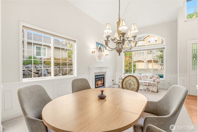 8218 NE 187th Way, Kenmore, WA 98028