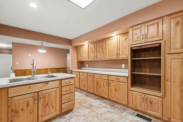 52770 Brooktrails Drive, South Bend, IN 46637