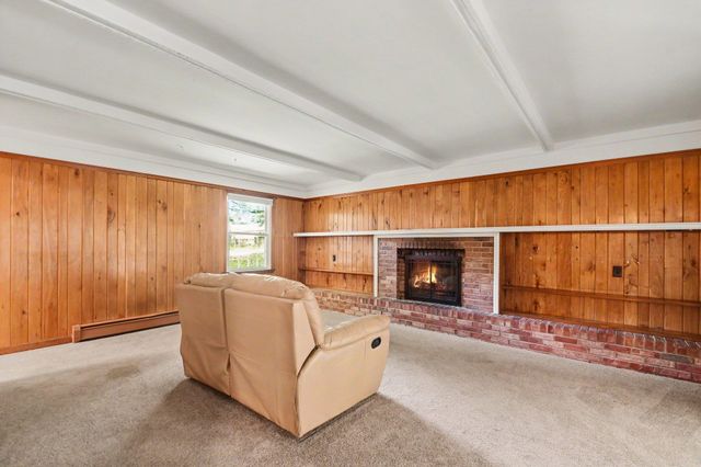 52770 Brooktrails Drive, South Bend, IN 46637