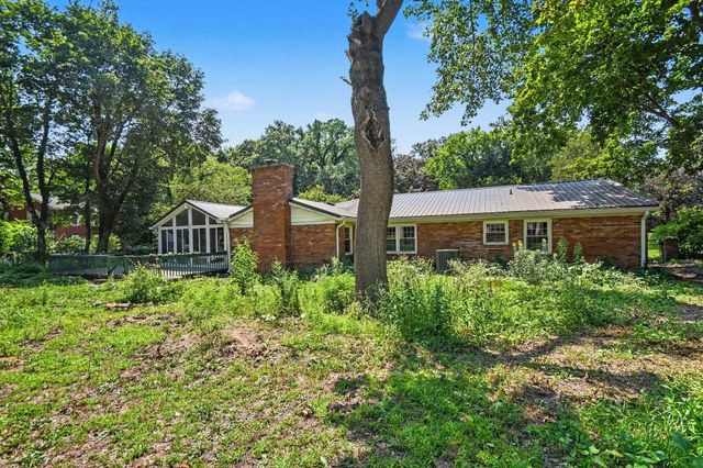 52770 Brooktrails Drive, South Bend, IN 46637