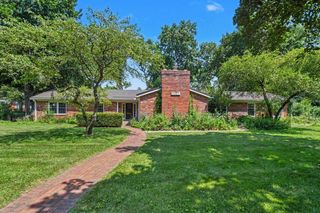 52770 Brooktrails Drive, South Bend, IN 46637