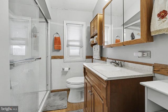 23 AVON PL, Maple Shade, NJ 08052