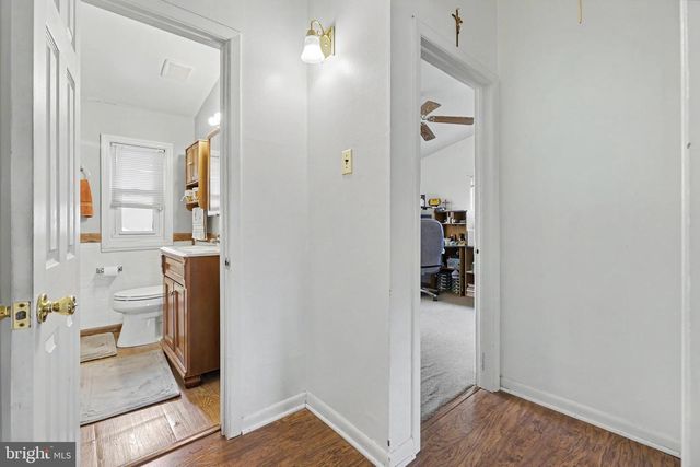 23 AVON PL, Maple Shade, NJ 08052