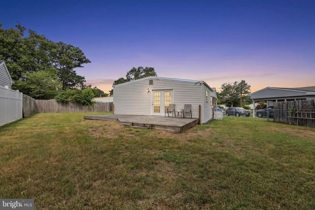 23 AVON PL, Maple Shade, NJ 08052