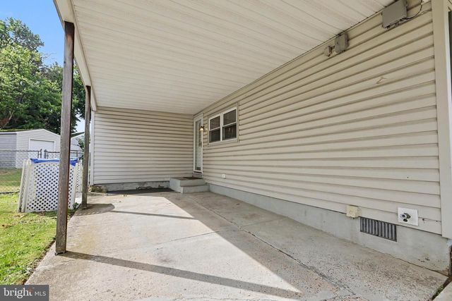 23 AVON PL, Maple Shade, NJ 08052