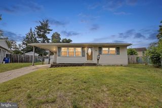 23 AVON PL, Maple Shade, NJ 08052