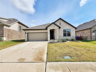 2034 Clear Water Way, Royse City, TX 75189
