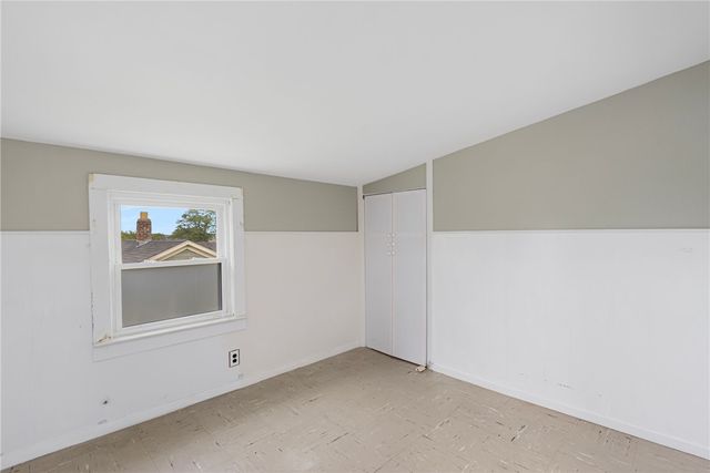 37 Reservoir Road, Middletown, RI 02842