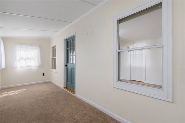 37 Reservoir Road, Middletown, RI 02842