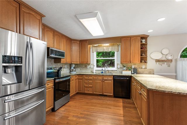 200 Mullins Ford Landing Road, Westminster, SC 29693