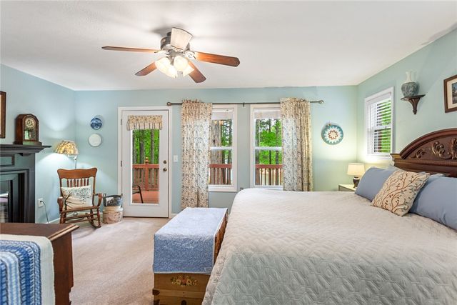 200 Mullins Ford Landing Road, Westminster, SC 29693