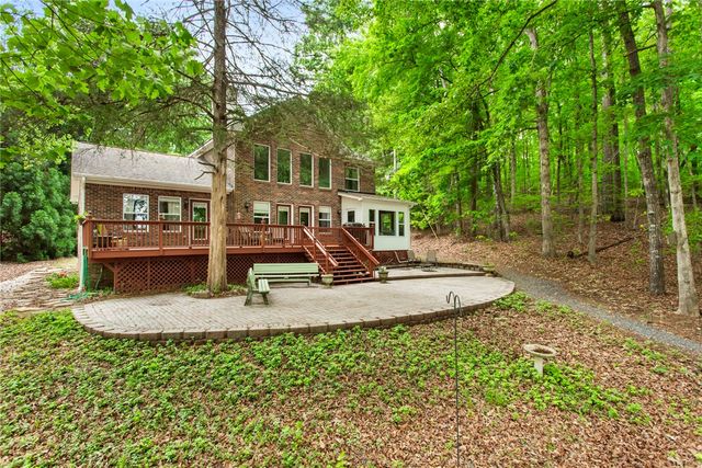 200 Mullins Ford Landing Road, Westminster, SC 29693