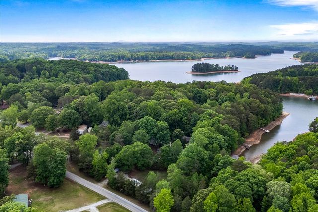 200 Mullins Ford Landing Road, Westminster, SC 29693