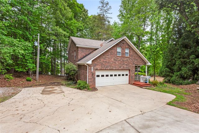200 Mullins Ford Landing Road, Westminster, SC 29693