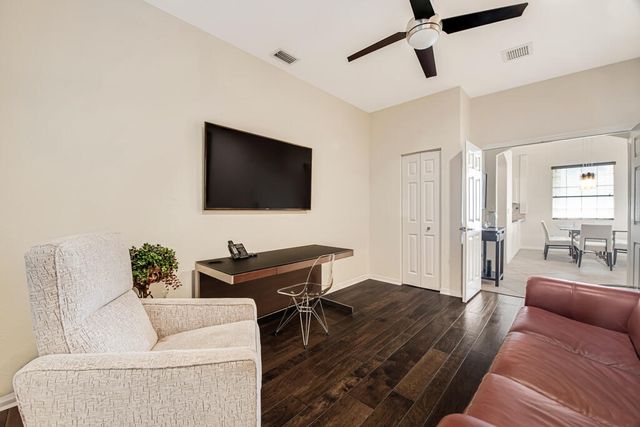 8202 Bellafiore Way, Boynton Beach, FL 33472