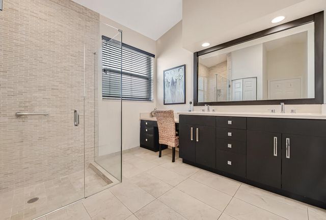 8202 Bellafiore Way, Boynton Beach, FL 33472