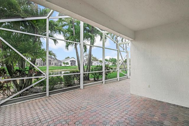 8202 Bellafiore Way, Boynton Beach, FL 33472