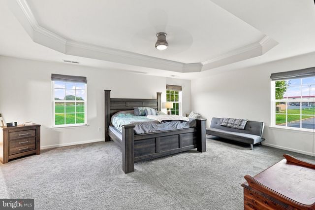 18 TOLLERTON TRL, Falling Waters, WV 25419