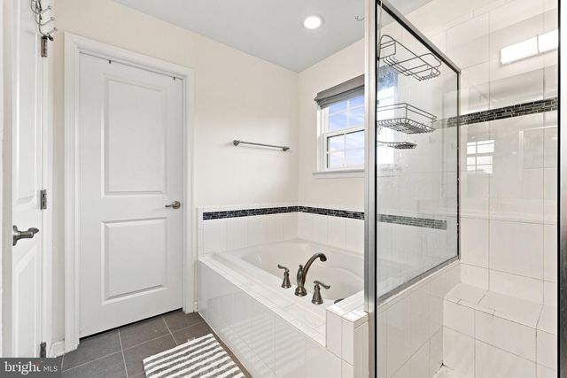 18 TOLLERTON TRL, Falling Waters, WV 25419