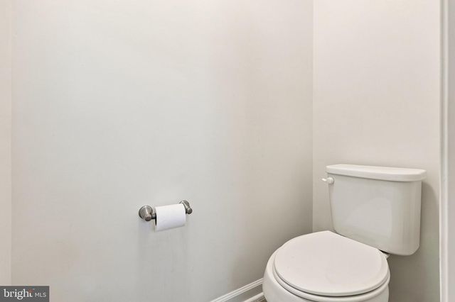 18 TOLLERTON TRL, Falling Waters, WV 25419
