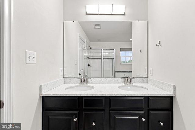 18 TOLLERTON TRL, Falling Waters, WV 25419