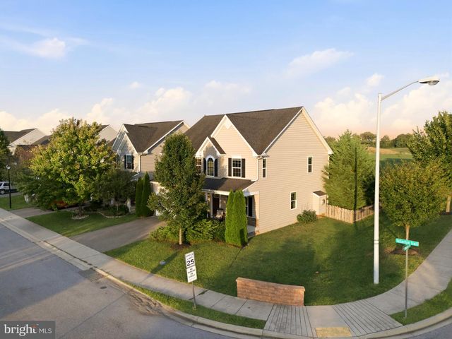 18 TOLLERTON TRL, Falling Waters, WV 25419