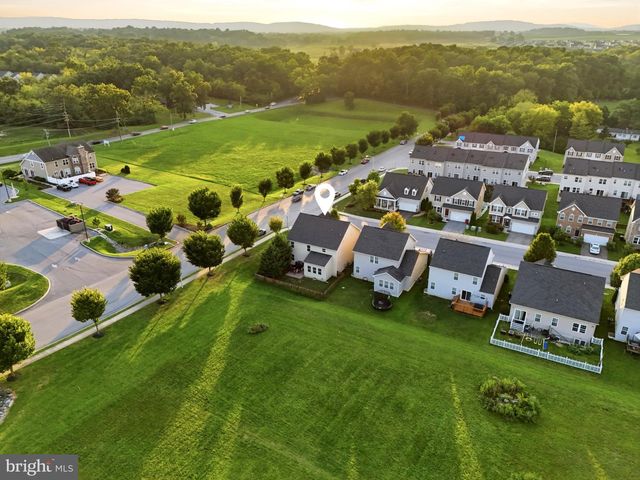 18 TOLLERTON TRL, Falling Waters, WV 25419