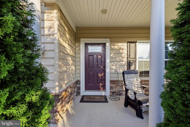 18 TOLLERTON TRL, Falling Waters, WV 25419