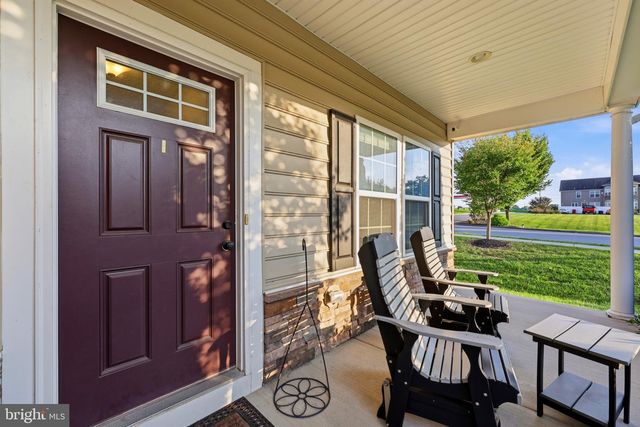 18 TOLLERTON TRL, Falling Waters, WV 25419