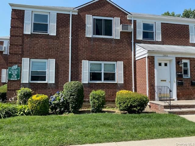 75-18 263rd G-1, Glen Oaks, NY 11004