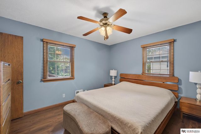 7123 Wood Lane Drive, La Vista, NE 68128
